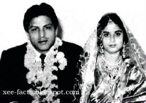 4- SHAHRUKH KHAN'S PARENTS MIR TAJ MOHAMMED & FATIMA BEGUM MARRIAGE PHOTO.jpg
